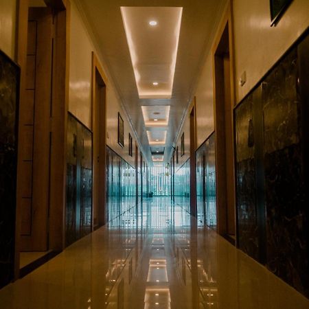 Hotel Grand Lotus Димапур Экстерьер фото
