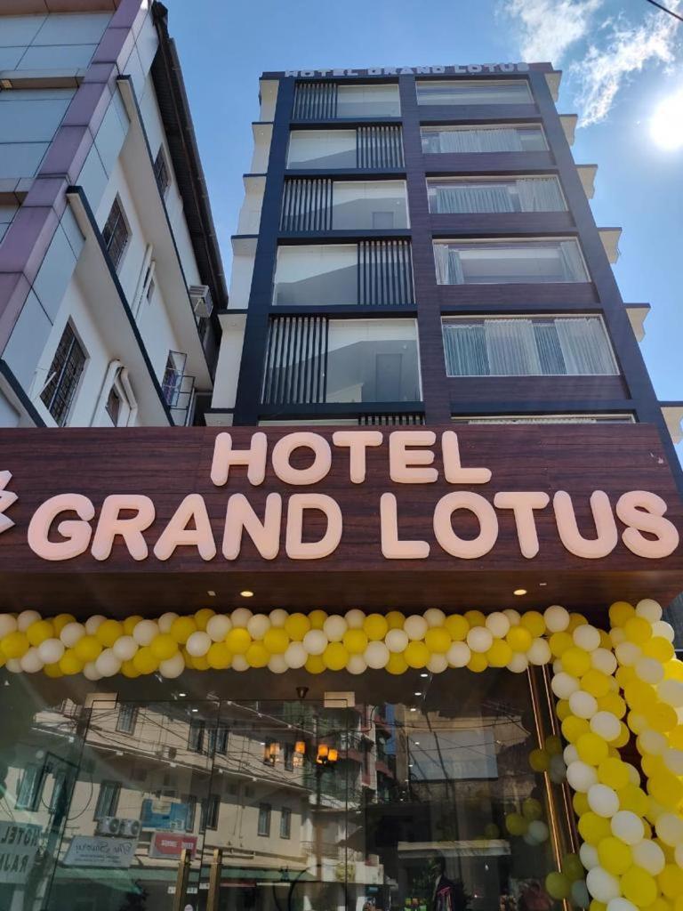 Hotel Grand Lotus Димапур Экстерьер фото
